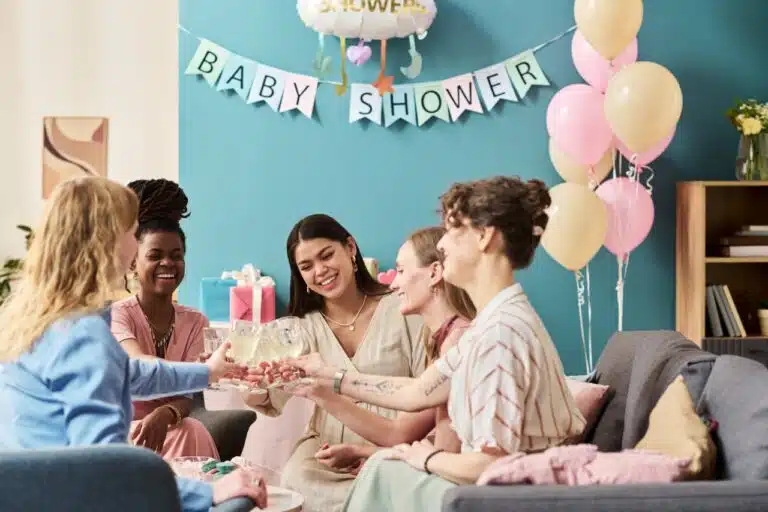 Baby shower – jak zorganizować spotkanie dla przyszłej mamy?